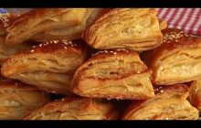Susamlı Kaşarlı Milföy Tarifi ( Kahvaltıların Vazgeçilmezi)