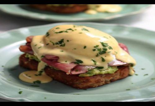 Açık Avokado Tost Poşe Yumurtalı